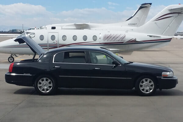 Airport Limousine DIA